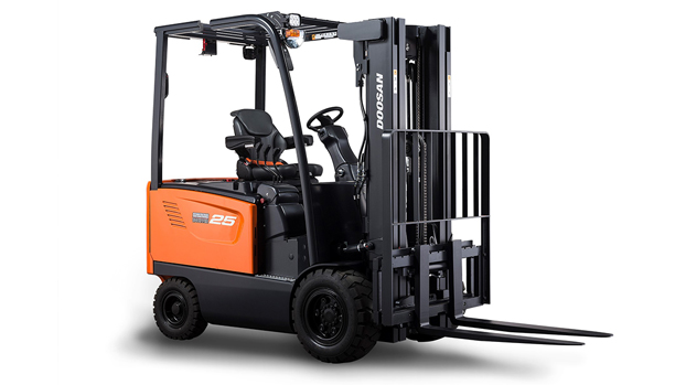 Xe nâng điện Doosan 2T (4 bánh)