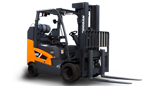 Xe nâng xăng/gas Doosan 5.5T