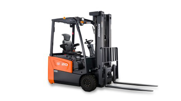 Xe nâng điện Doosan 1T (3 bánh)